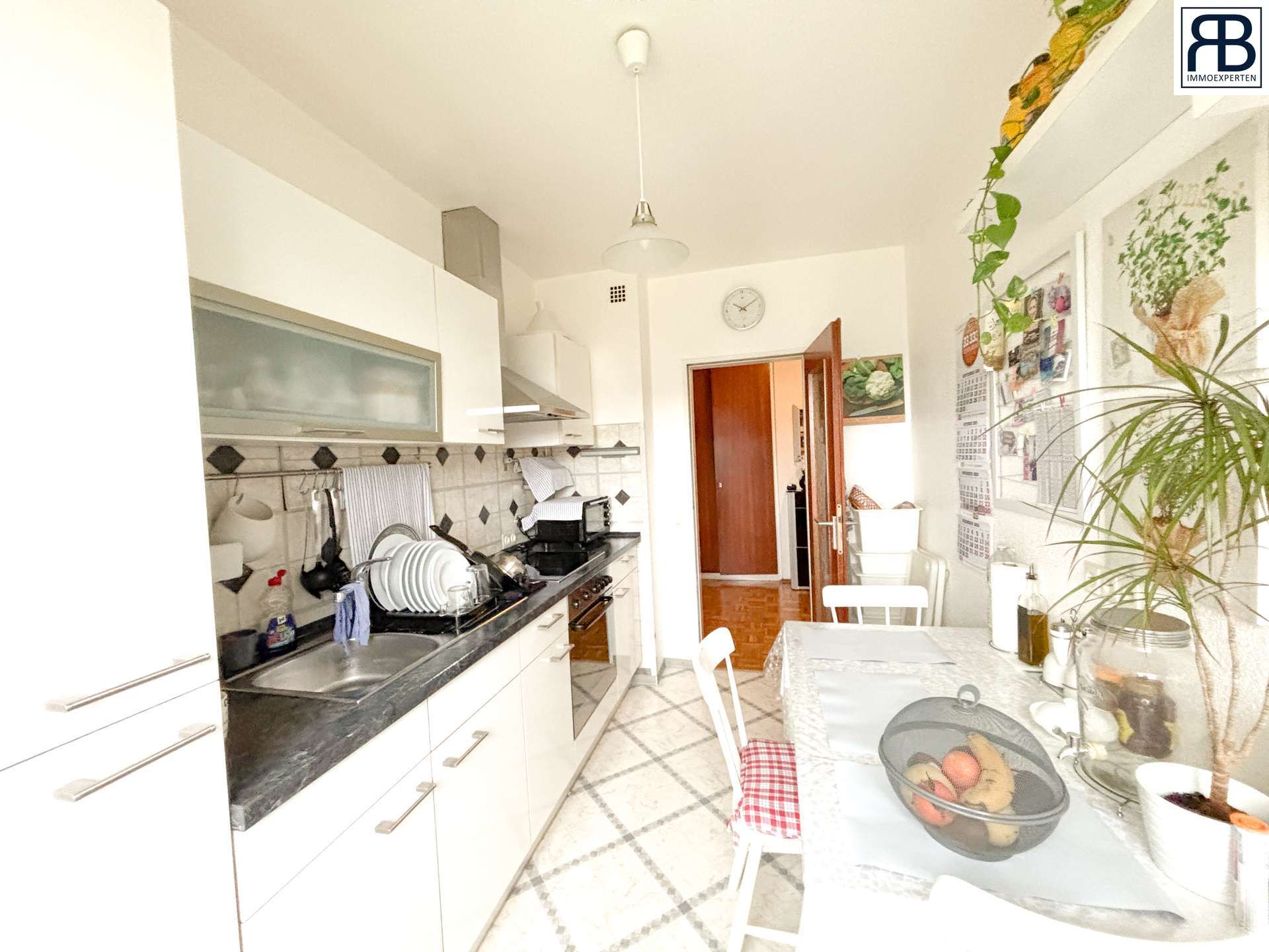 Thumbnail-Wohnung zum Kaufen in Düsseldorf 209.000,00 € 63 m²