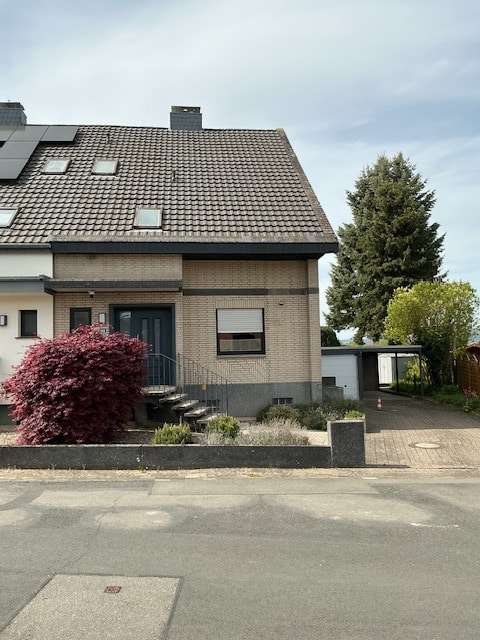 Thumbnail-Haus zum Kaufen in Einbeck 268.000,00 € 190 m²