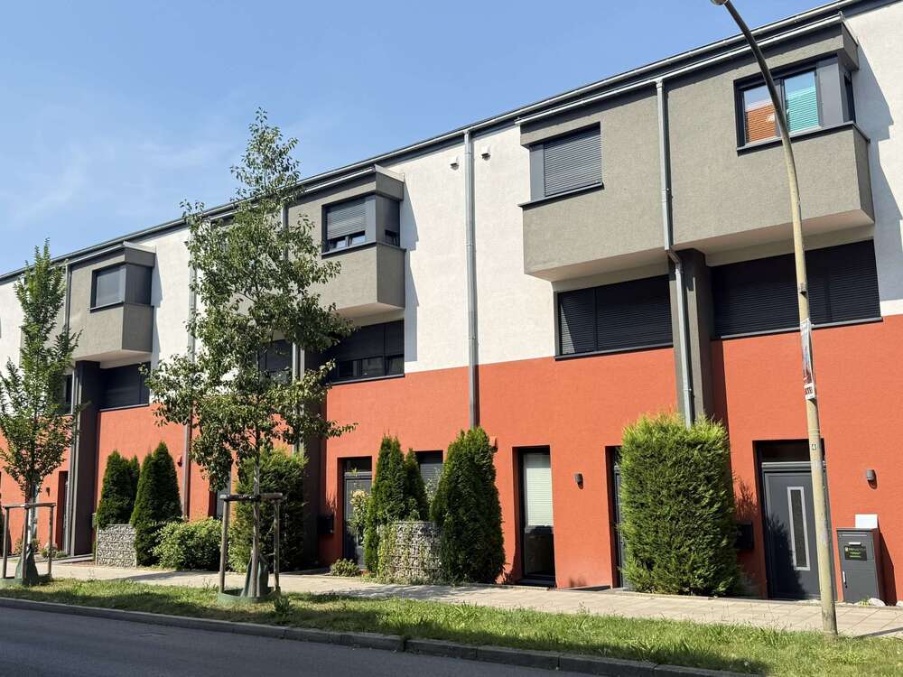 Thumbnail-Haus zum Mieten in Witten 1.700,00 € 150 m²