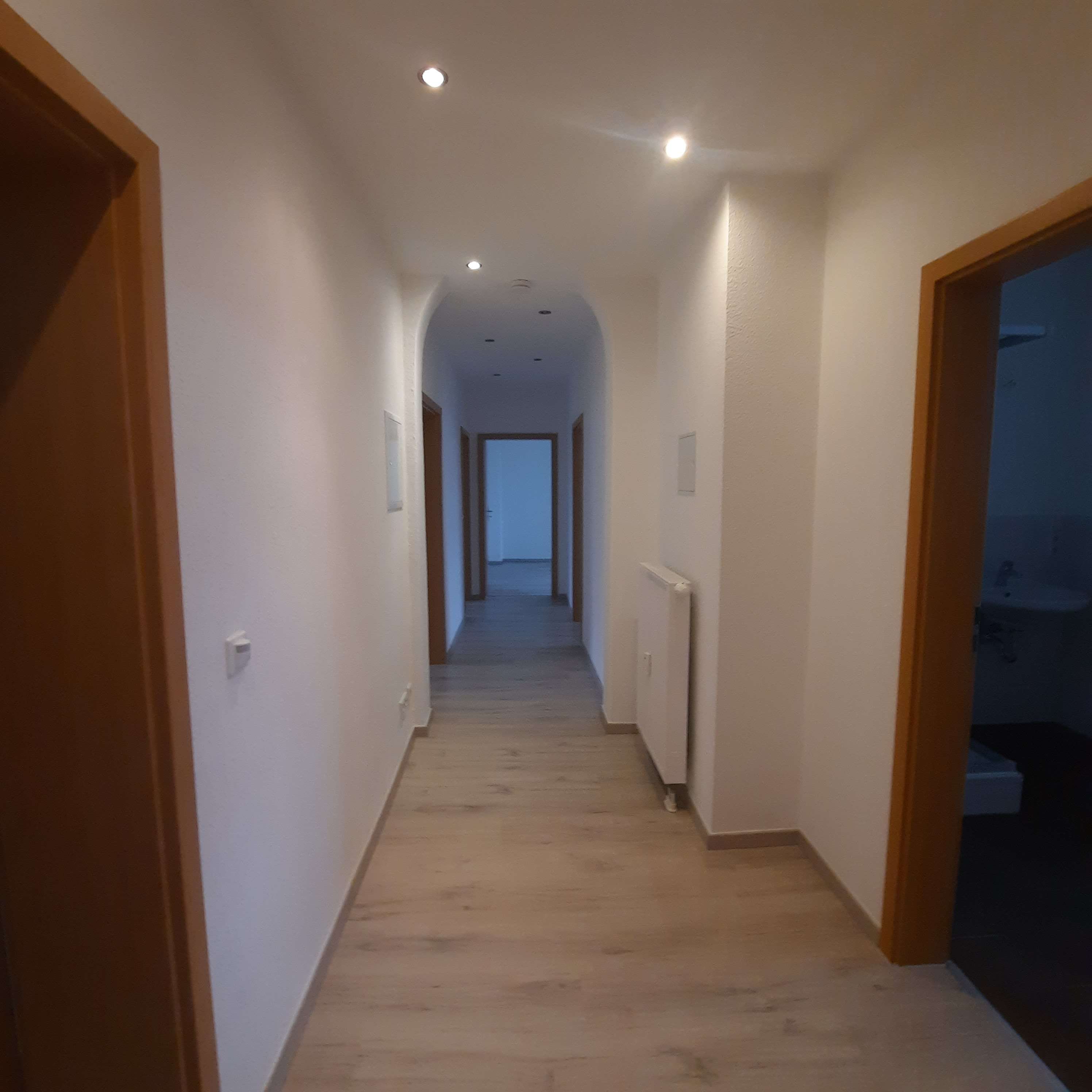 Thumbnail-Wohnung zum Mieten in Leuna 950,00 € 111.77 m²