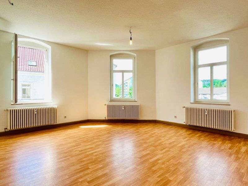 Thumbnail-Wohnung zum Mieten in Freital 399,87 € 74.05 m²