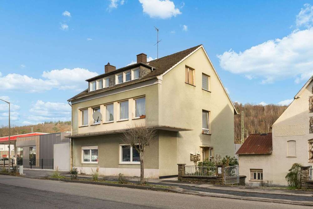 Thumbnail-Haus zum Kaufen in Wissen 325.000,00 € 240 m²