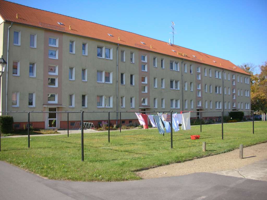 Thumbnail-Wohnung zum Mieten in Golßen 323,78 € 59.96 m²