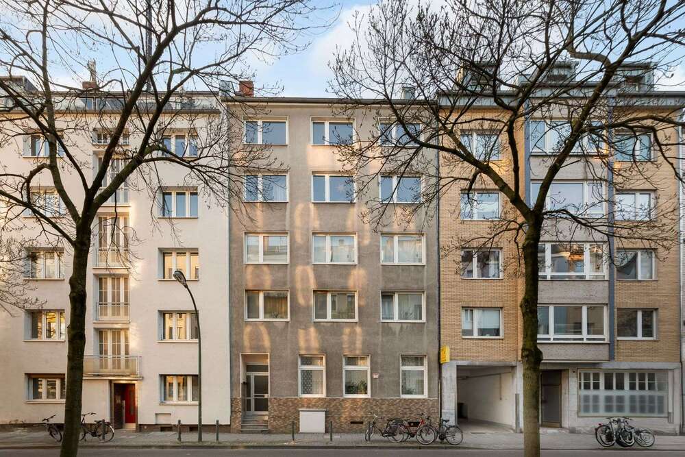 Thumbnail-Haus zum Kaufen in Düsseldorf 1.100.000,00 € 466 m²