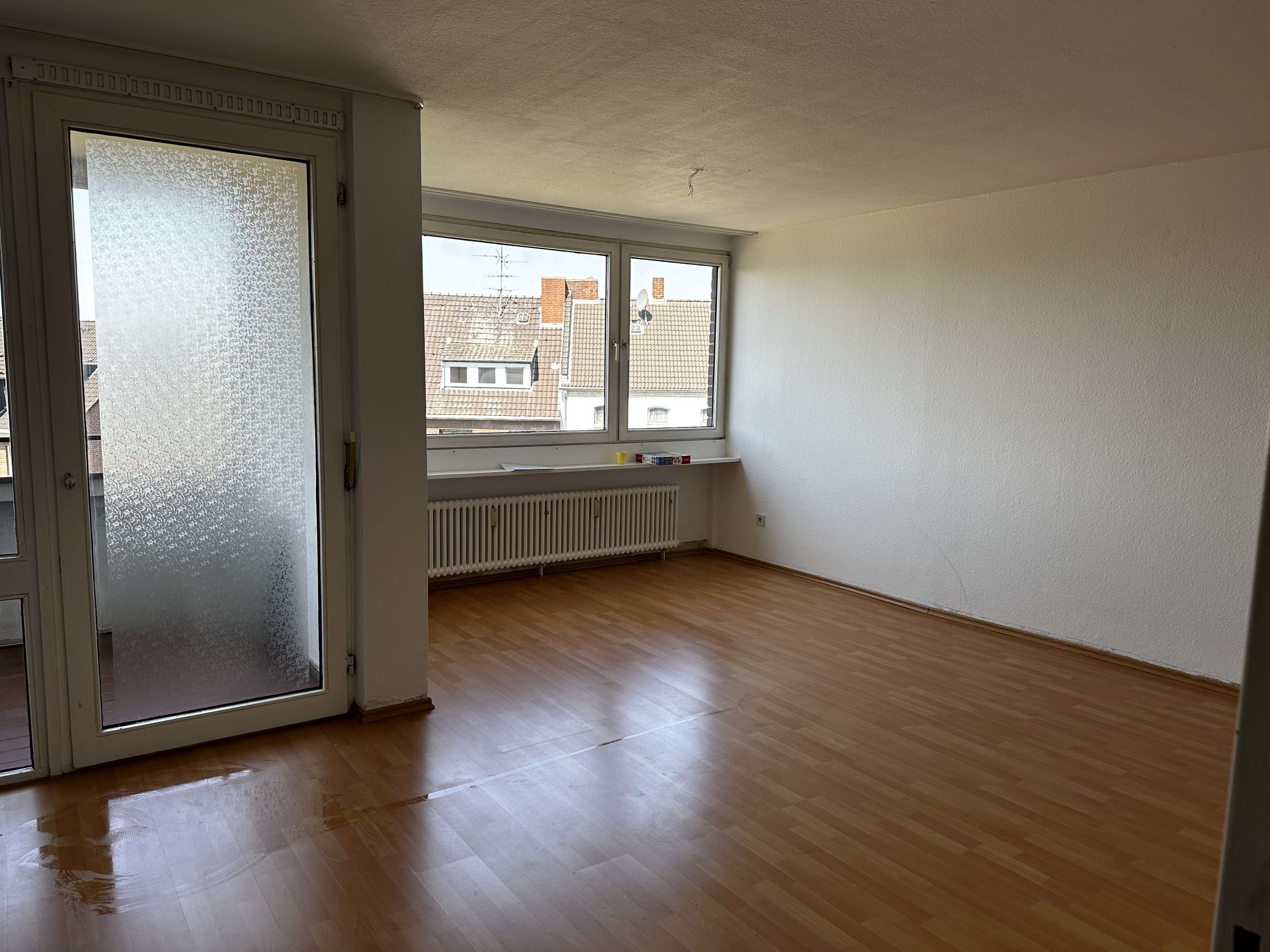 Thumbnail-Wohnung zum Kaufen in Mönchengladbach 84.000,00 € 46 m²