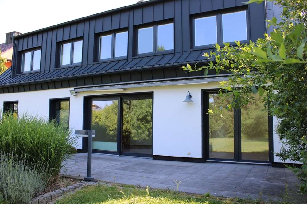Thumbnail-Büro in Dortmund Brackel 1.550,00 € 207 m²