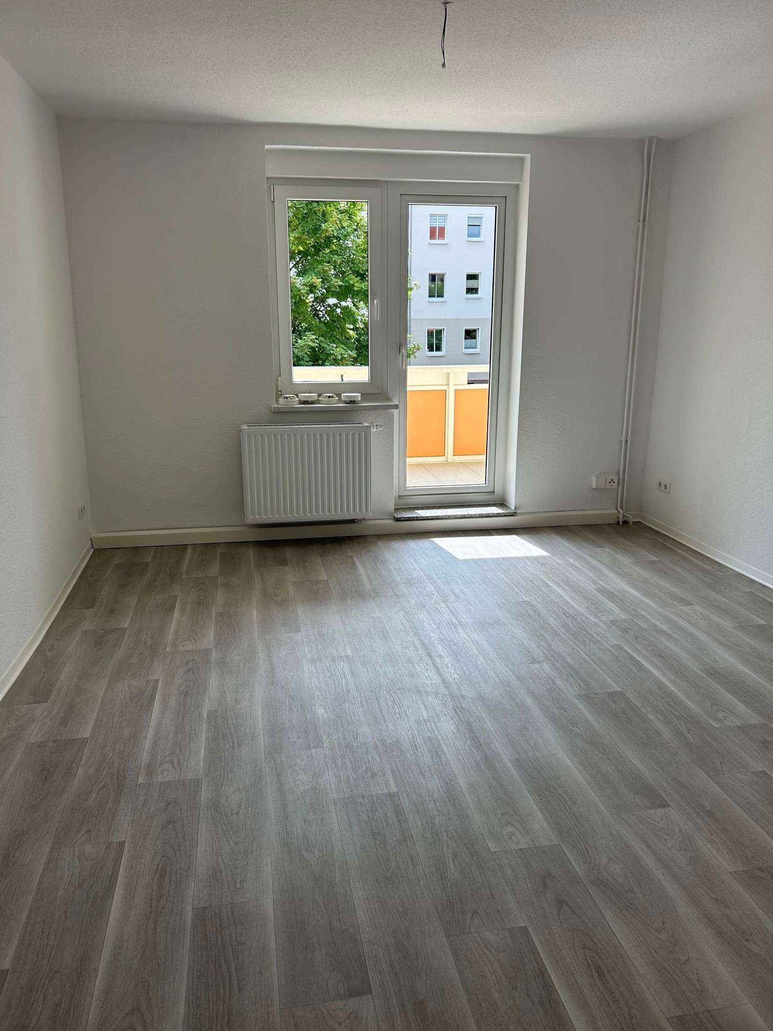 Thumbnail-Wohnung zum Mieten in LichtensteinSachsen 317,34 € 57.05 m²