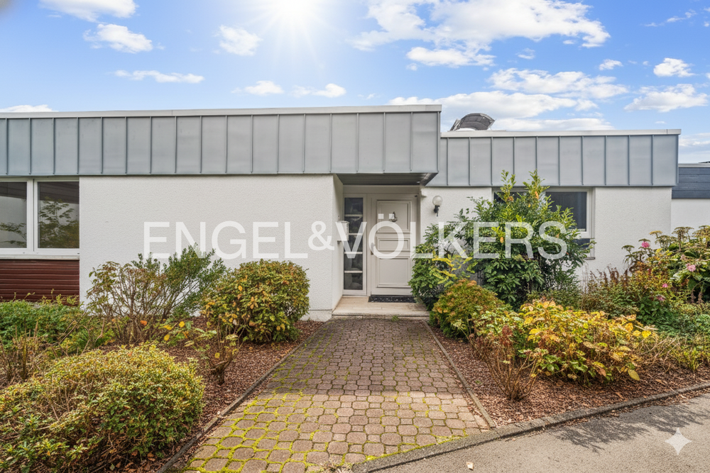 Thumbnail-Haus zum Kaufen in Kronberg im Taunus 550.000,00 € 171 m²