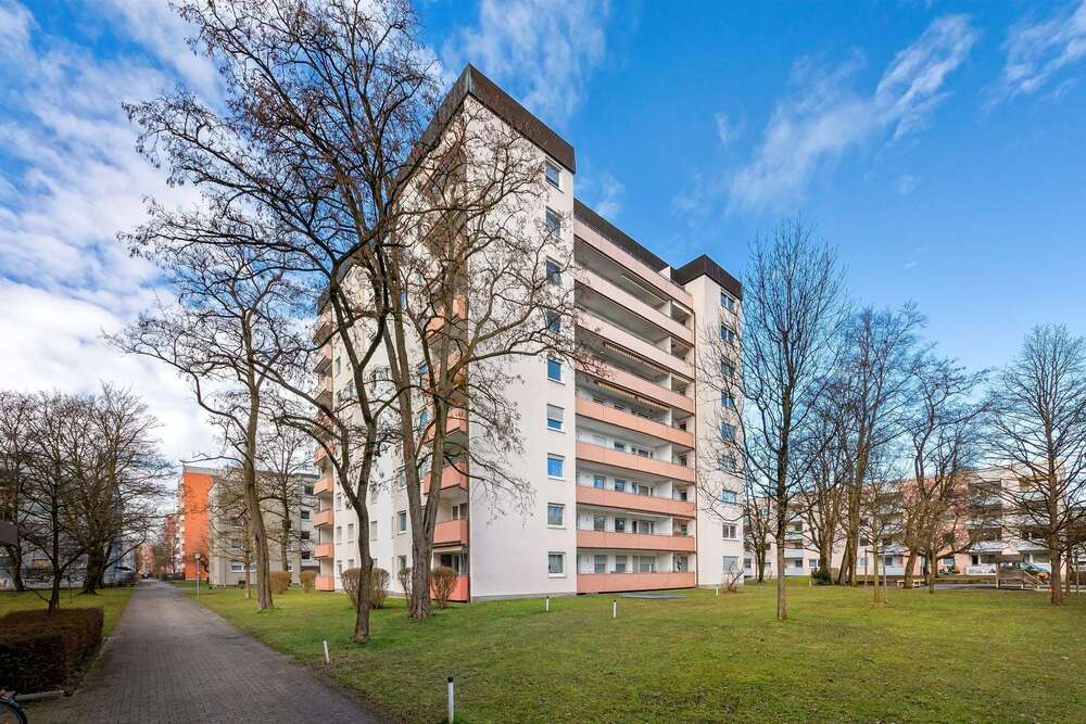 Thumbnail-Wohnung zum Kaufen in München 465.000,00 € 79.72 m²