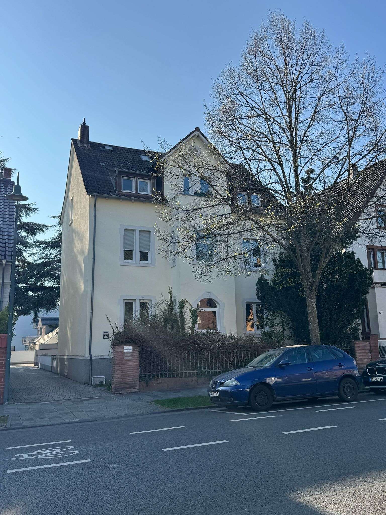 Thumbnail-Haus zum Kaufen in Darmstadt 1.450.000,00 € 264 m²
