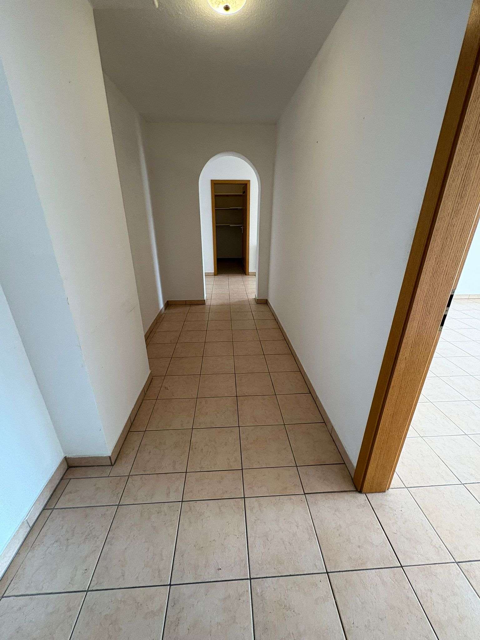 Thumbnail-Wohnung zum Kaufen in Niefern-Öschelbronn 230.000,00 € 80.58 m²