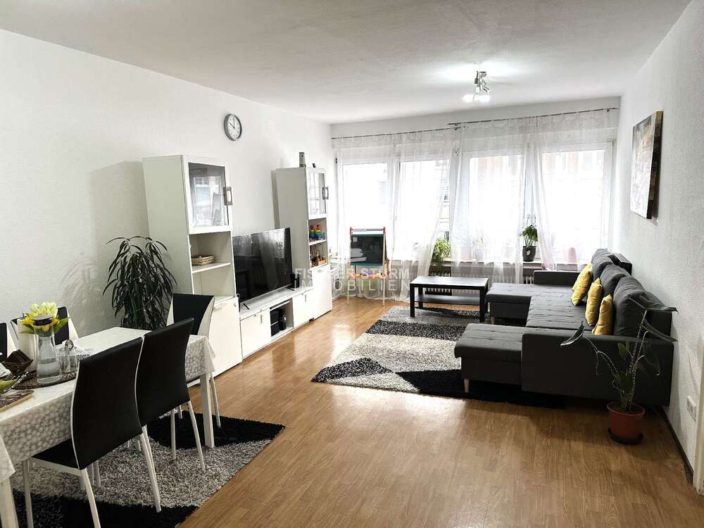 Thumbnail-Wohnung zum Mieten in Düsseldorf 1.100,00 € 95 m²