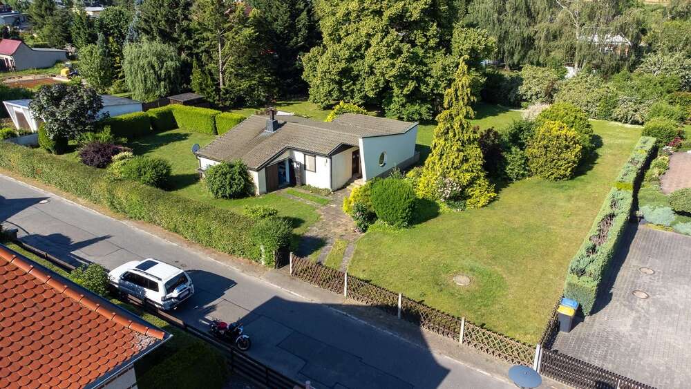 Thumbnail-Grundstück zu verkaufen in Taucha 389.000,00 € 2039 m²