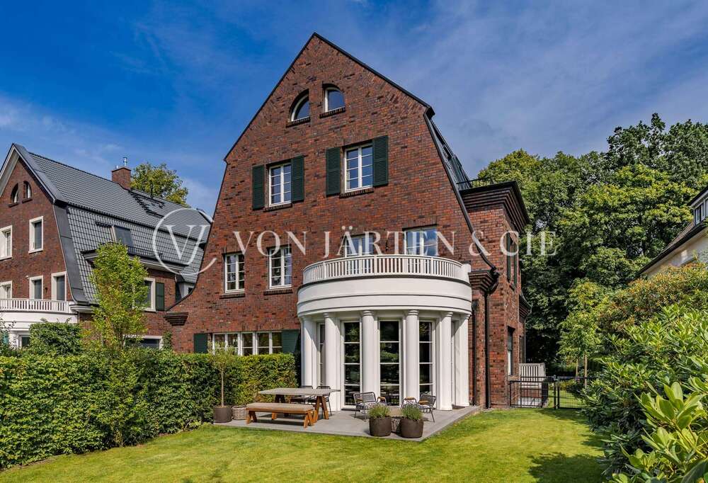 Thumbnail-Haus zum Kaufen in Hamburg 2.695.000,00 € 243 m²