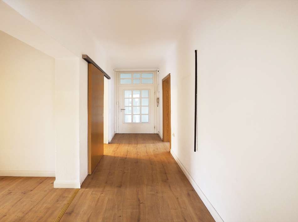 Thumbnail-Wohnung zum Kaufen in Saarbrücken 189.000,00 € 98 m²