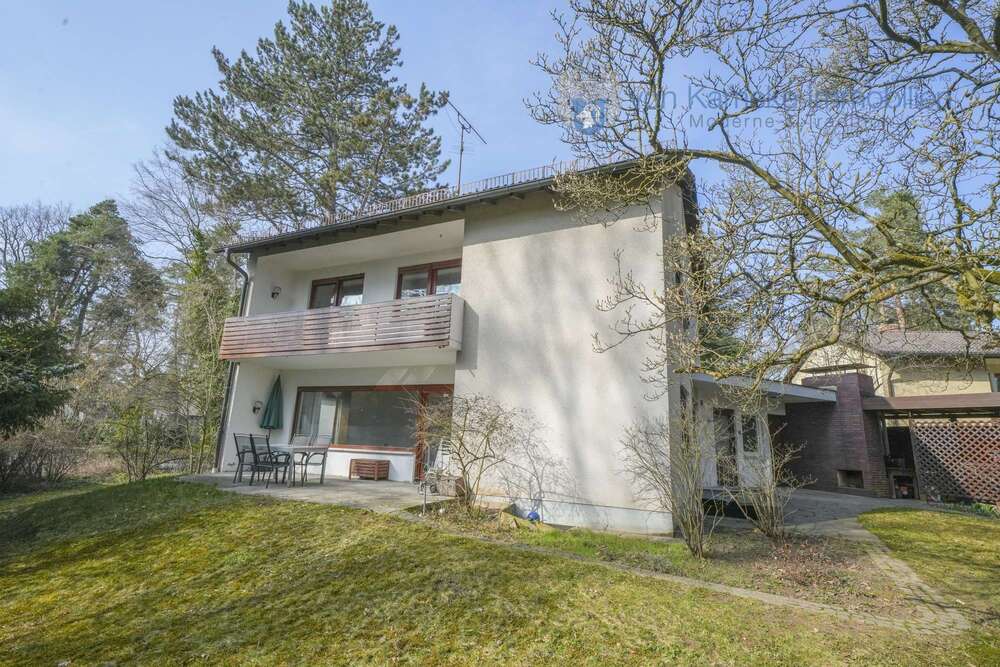 Thumbnail-Haus zum Kaufen in Erlangen 1.250.000,00 € 186 m²
