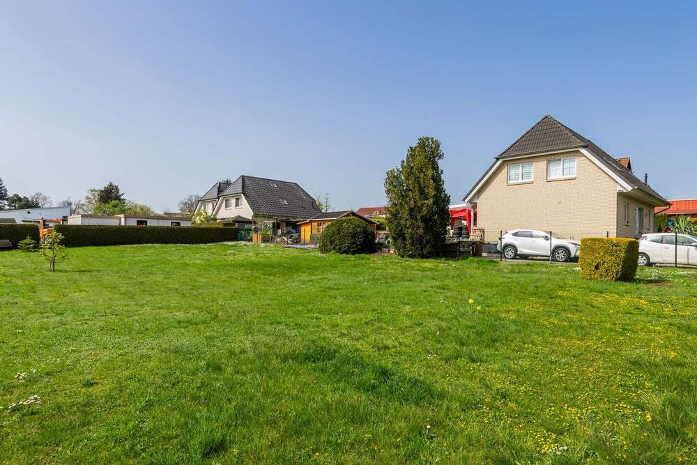 Thumbnail-Grundstück zu verkaufen in Ahrensfelde 150.000,00 € 306 m²
