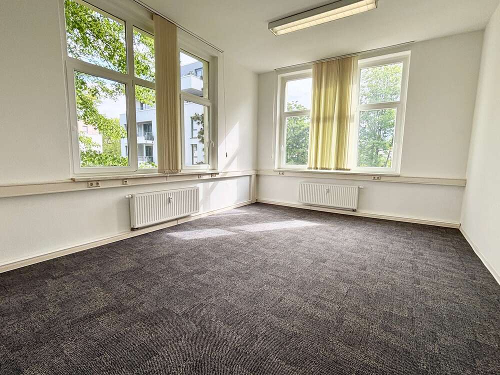Thumbnail-Büro in Chemnitz 312,00 € 52 m²