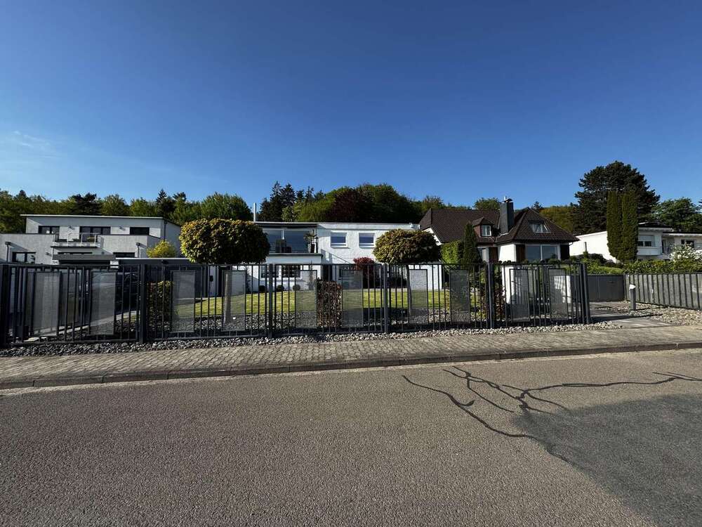 Thumbnail-Haus zum Kaufen in Springe 725.000,00 € 320 m²