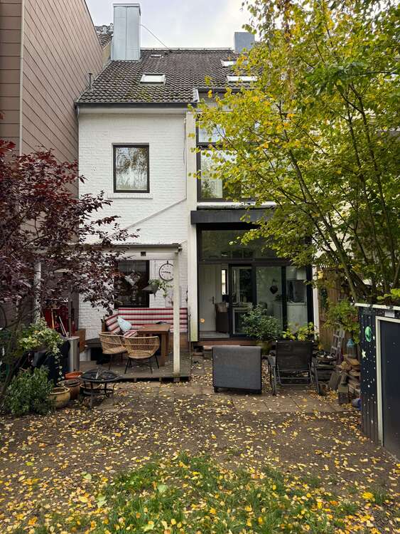 Thumbnail-Haus zum Kaufen in Düren 350.000,00 € 195 m²