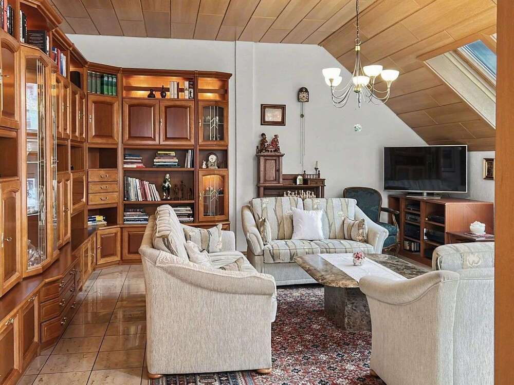 Thumbnail-Wohnung zum Kaufen in Schramberg 229.000,00 € 119.63 m²