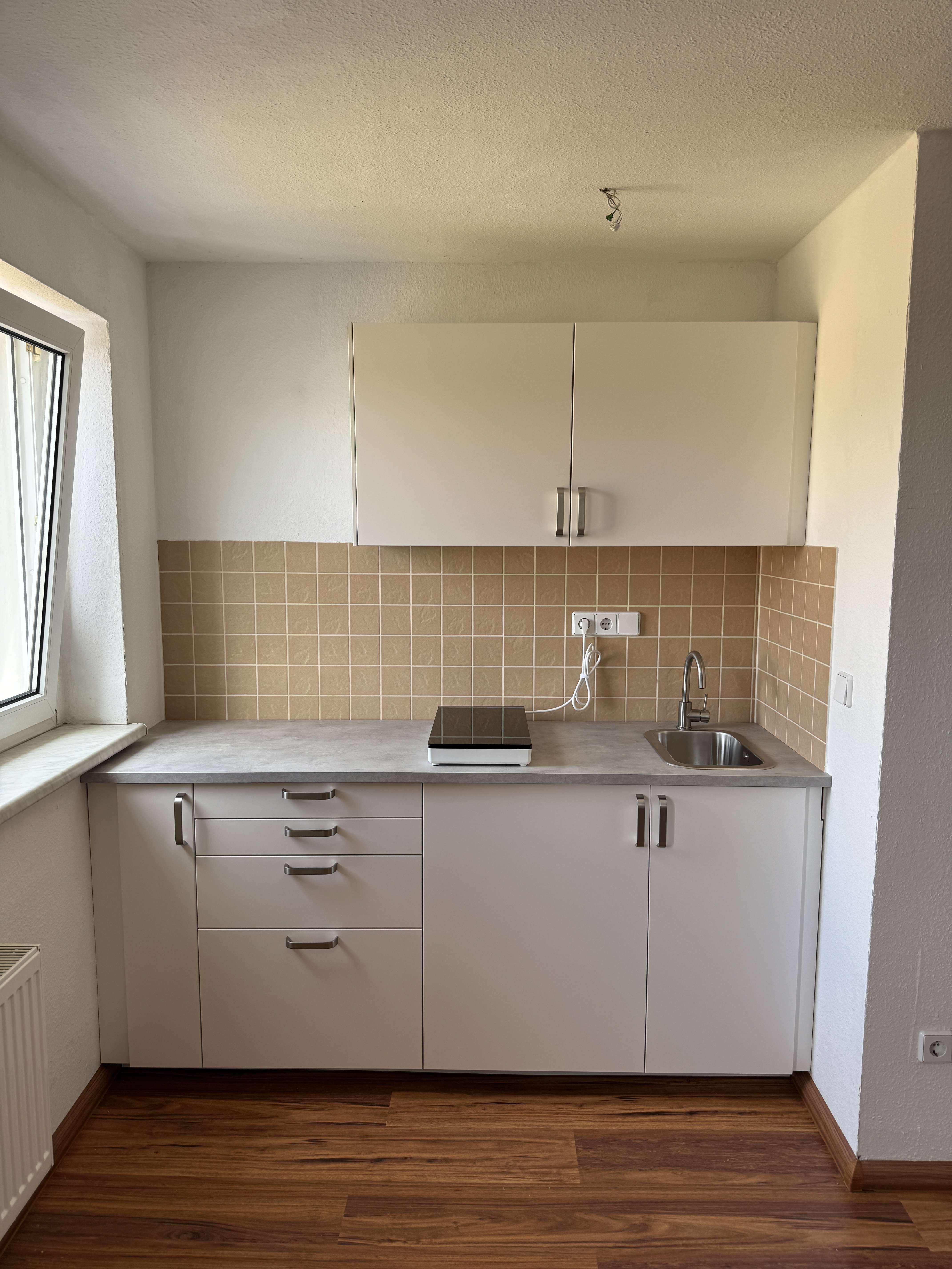 Thumbnail-Wohnung zum Mieten in Halle (Saale) 350,00 € 22.59 m²
