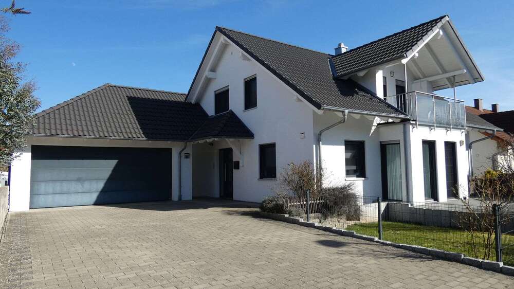 Thumbnail-Haus zum Kaufen in Eutingen im Gäu Weitingen 769.000,00 € 195 m²