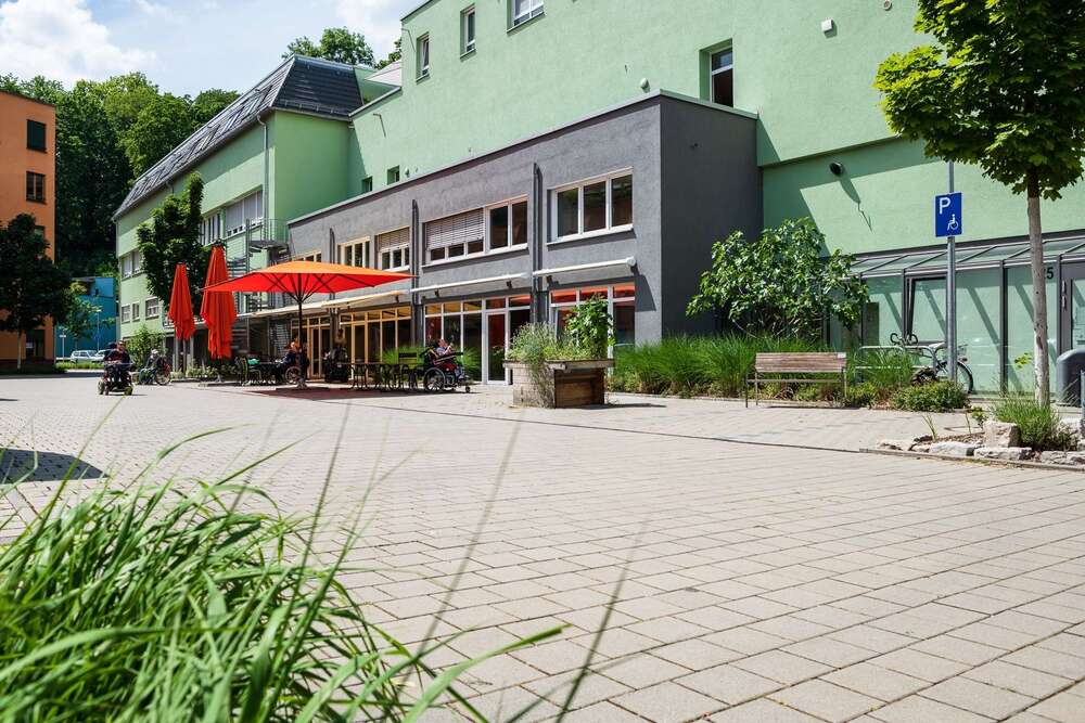 Thumbnail-Wohnung zum Mieten in Stuttgart 642,00 € 49.4 m²