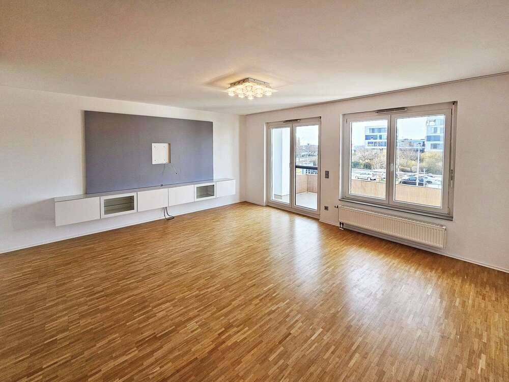 Thumbnail-Wohnung zum Mieten in Holzgerlingen 1.600,00 € 142 m²