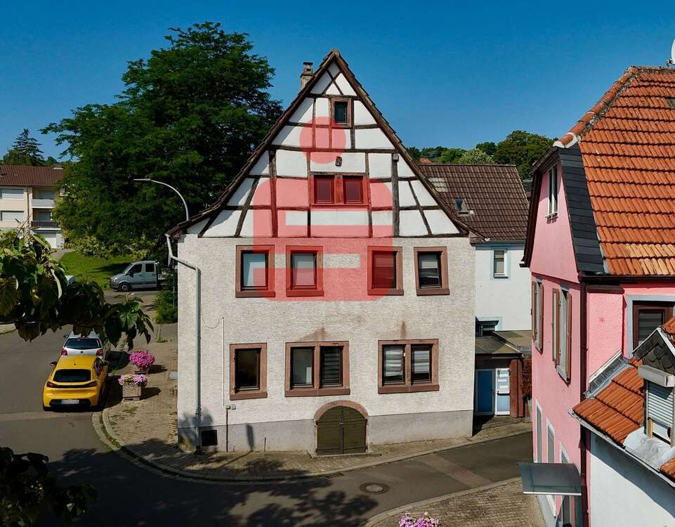 Thumbnail-Haus zum Kaufen in Grünstadt 200.000,00 € 251.9 m²