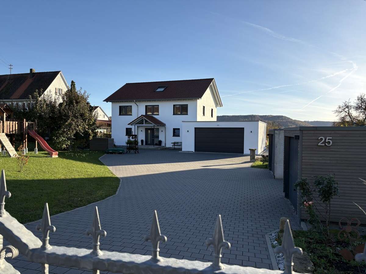 Thumbnail-Haus zum Kaufen in Neuenstein 849.000,00 € 176 m²