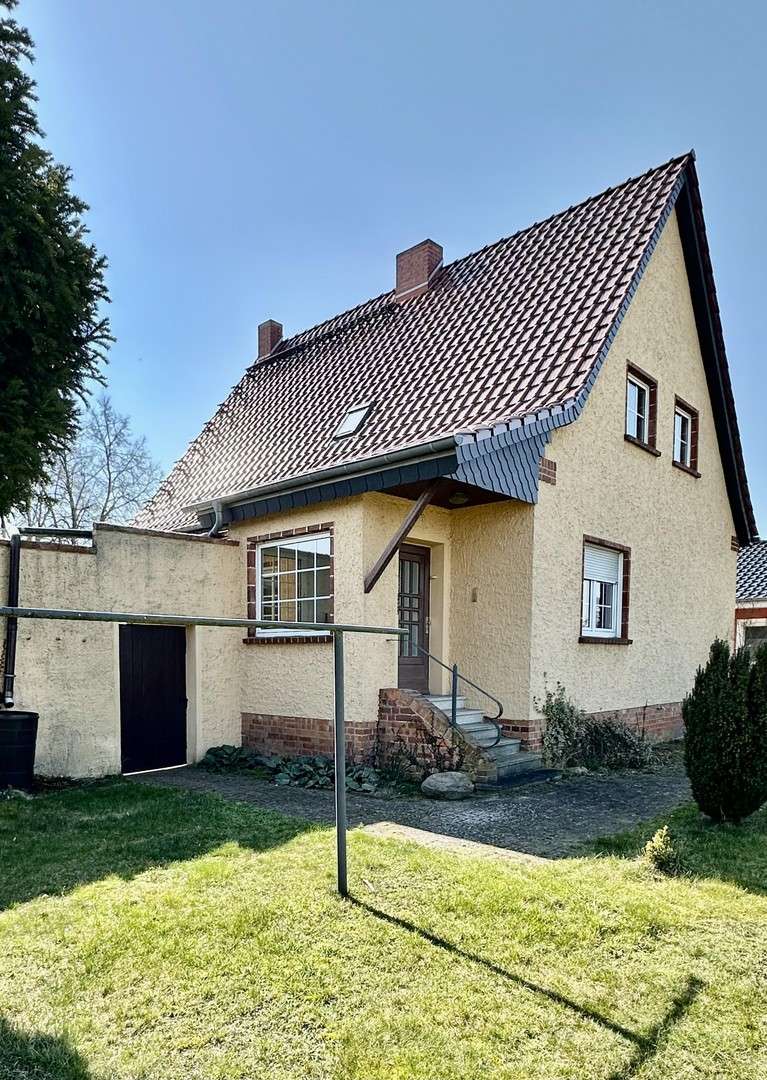 Thumbnail-Haus zum Kaufen in Burg 157.000,00 € 132 m²