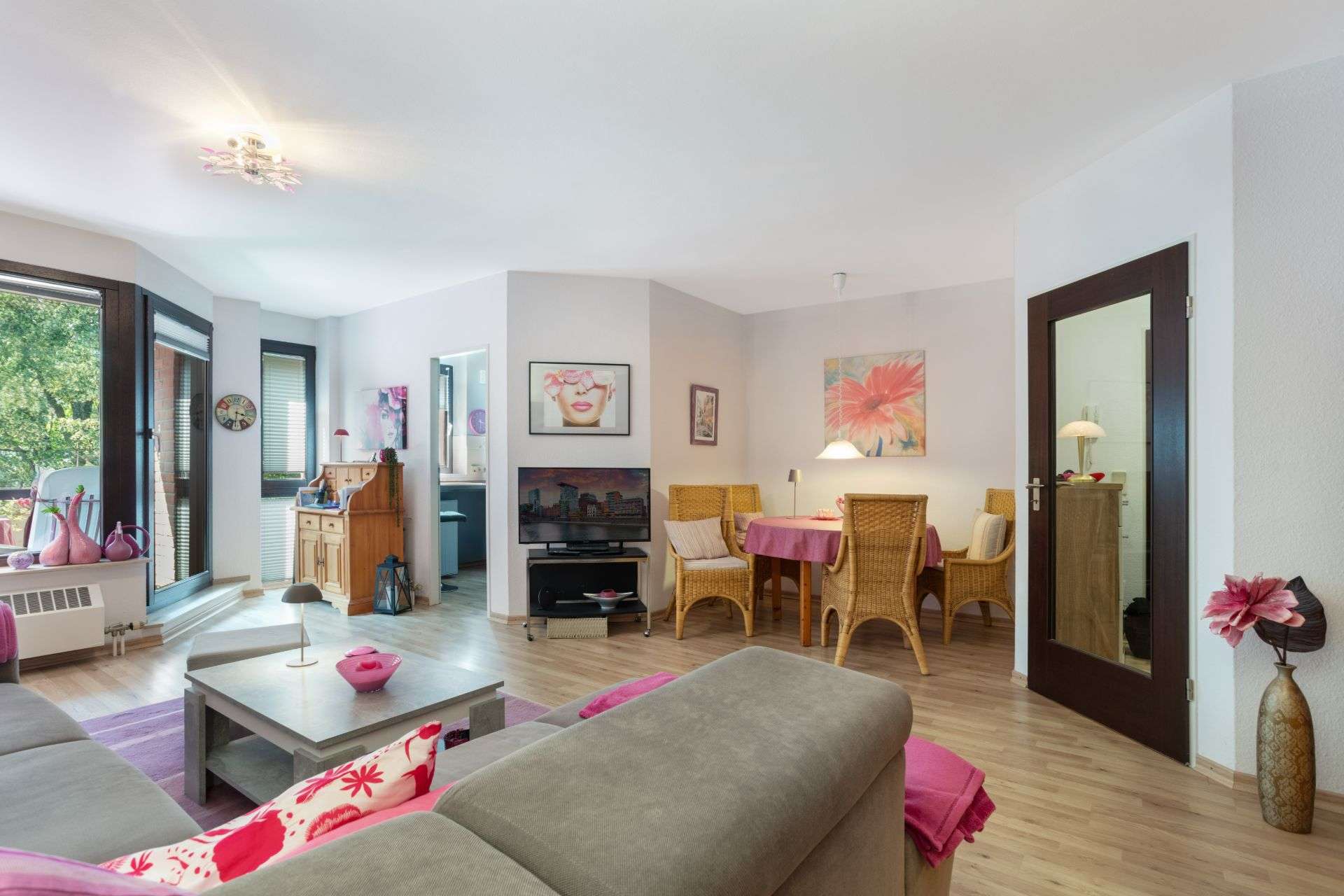 Thumbnail-Wohnung zum Kaufen in Düsseldorf 220.000,00 € 59.24 m²