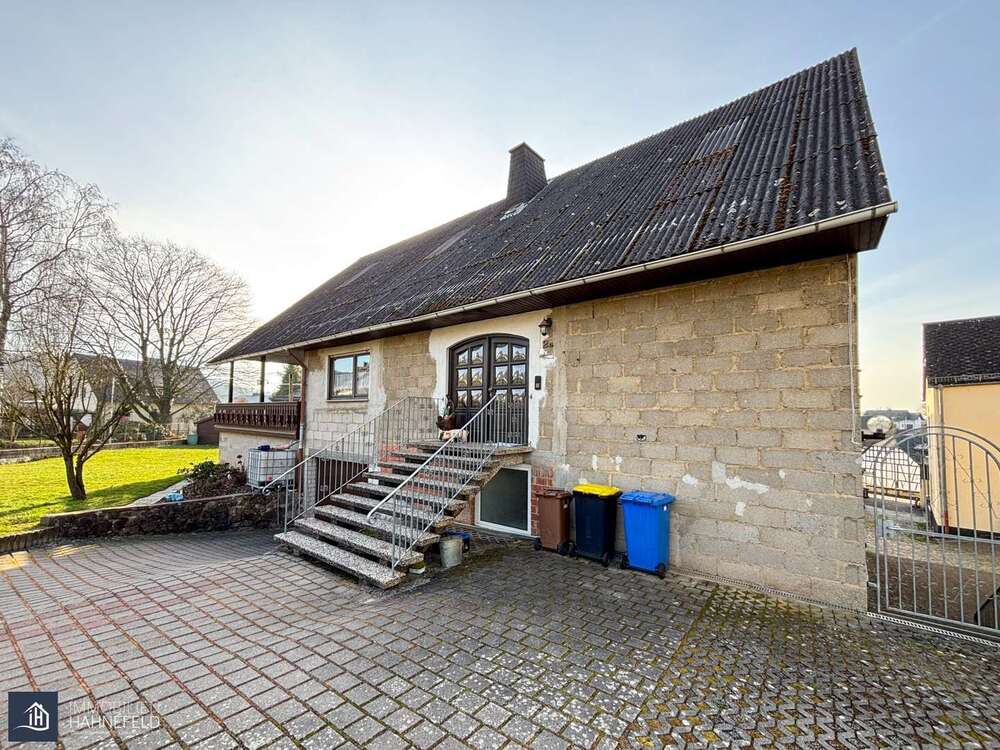 Thumbnail-Haus zum Kaufen in Hofen 239.000,00 € 130 m²