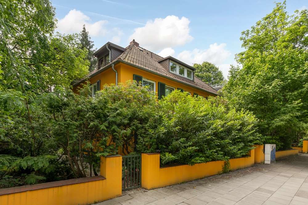 Thumbnail-Haus zum Kaufen in Hamburg 1.600.000,00 € 377 m²