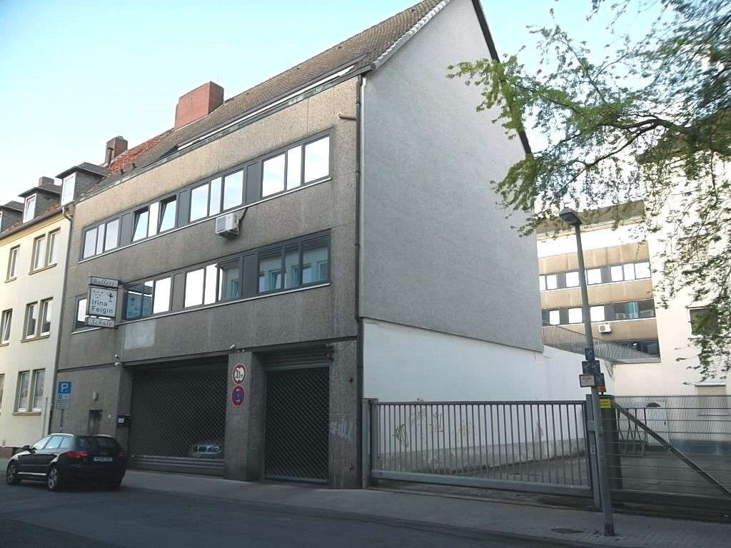 Thumbnail-Wohnung zum Mieten in Hannover 2.025,00 € 135 m²