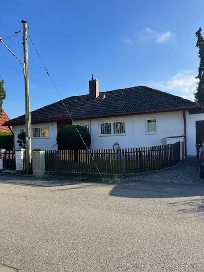 Thumbnail-Haus zum Kaufen in Germering 990.000,00 € 115 m²