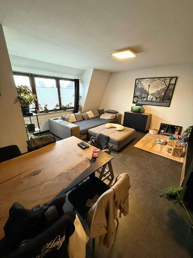 Thumbnail-Wohnung zum Kaufen in Loxstedt 149.500,00 € 76.97 m²