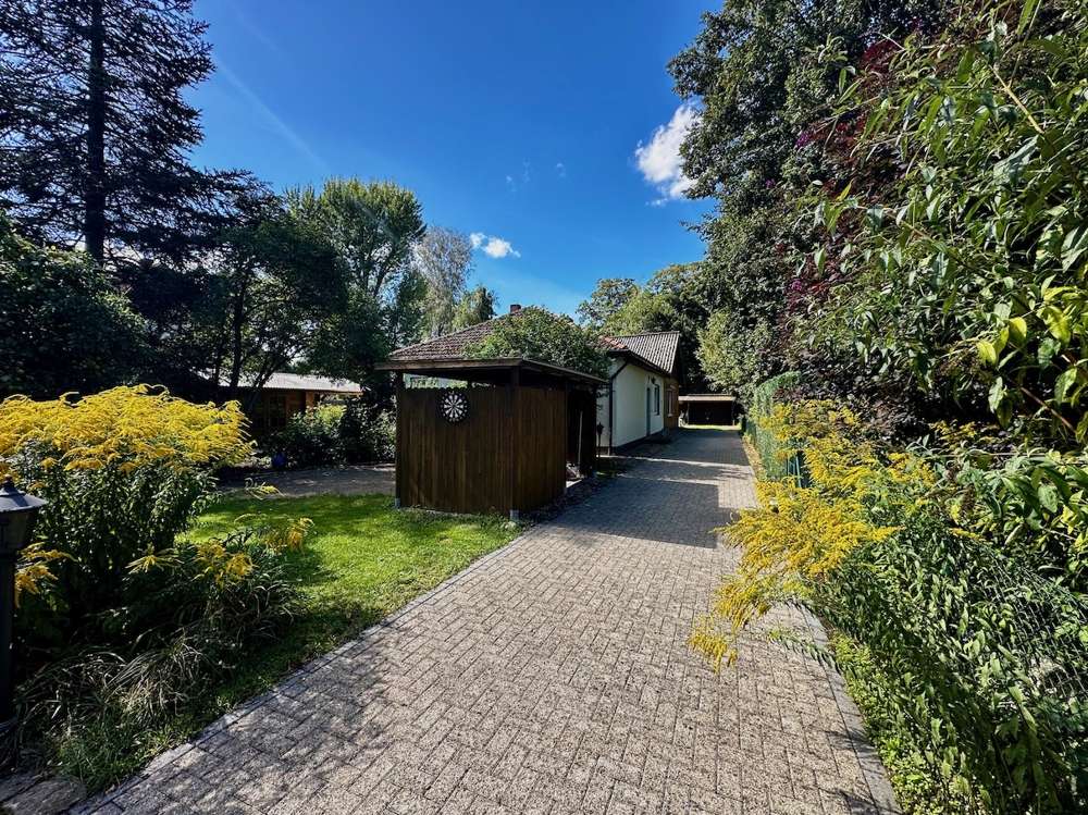 Thumbnail-Haus zum Kaufen in Schöneiche bei Berlin 335.000,00 € 141 m²