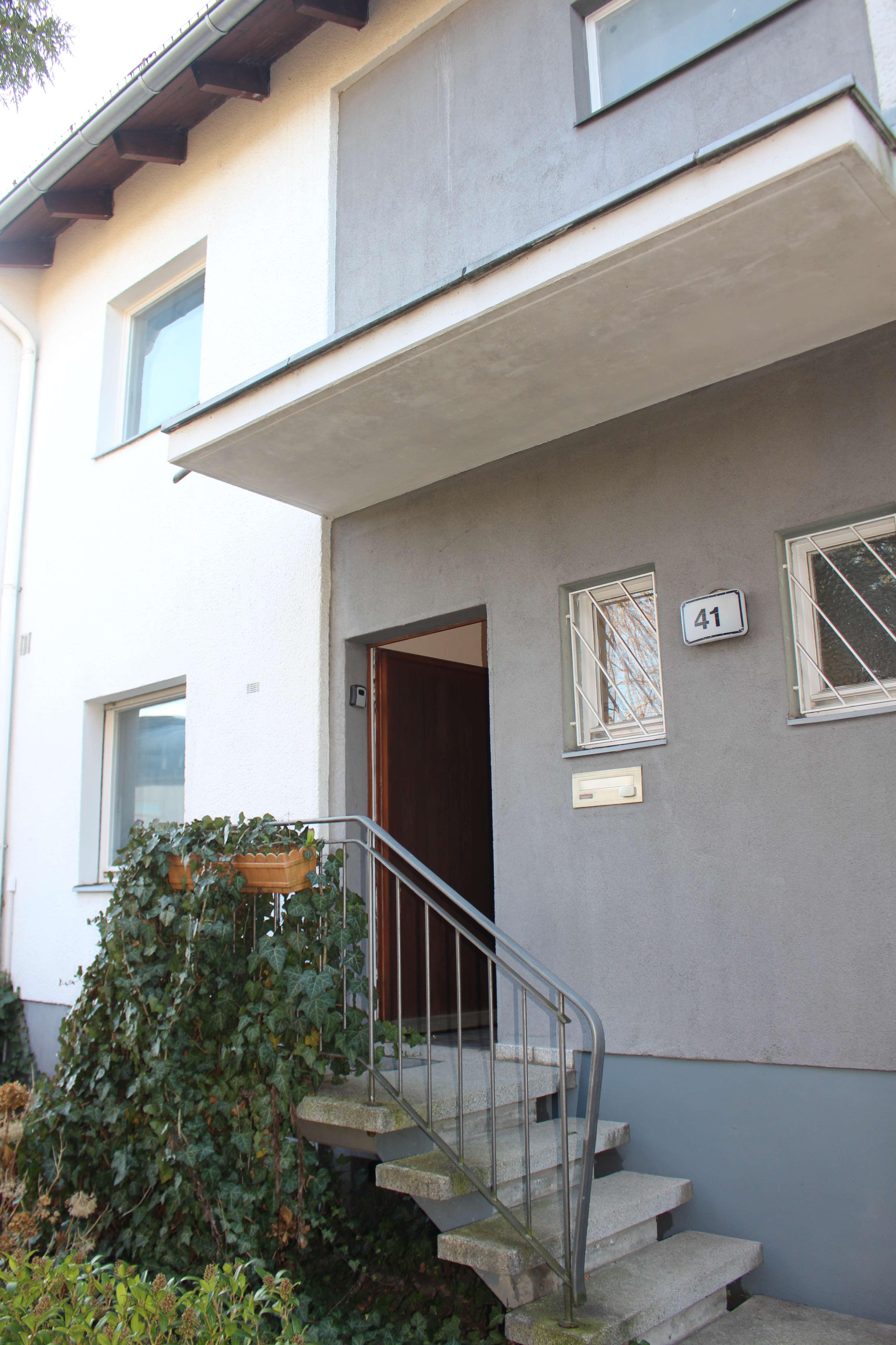 Thumbnail-Haus zum Mieten in Berlin 2.660,00 € 190 m²