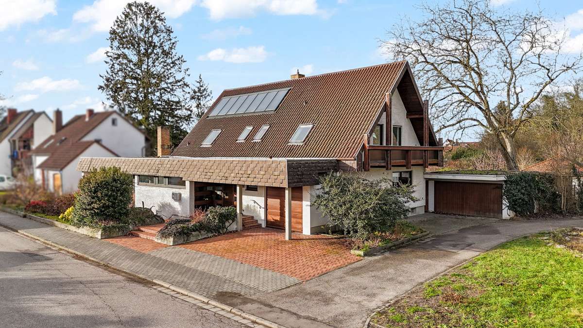 Thumbnail-Haus zum Kaufen in Altrip 850.000,00 € 382 m²