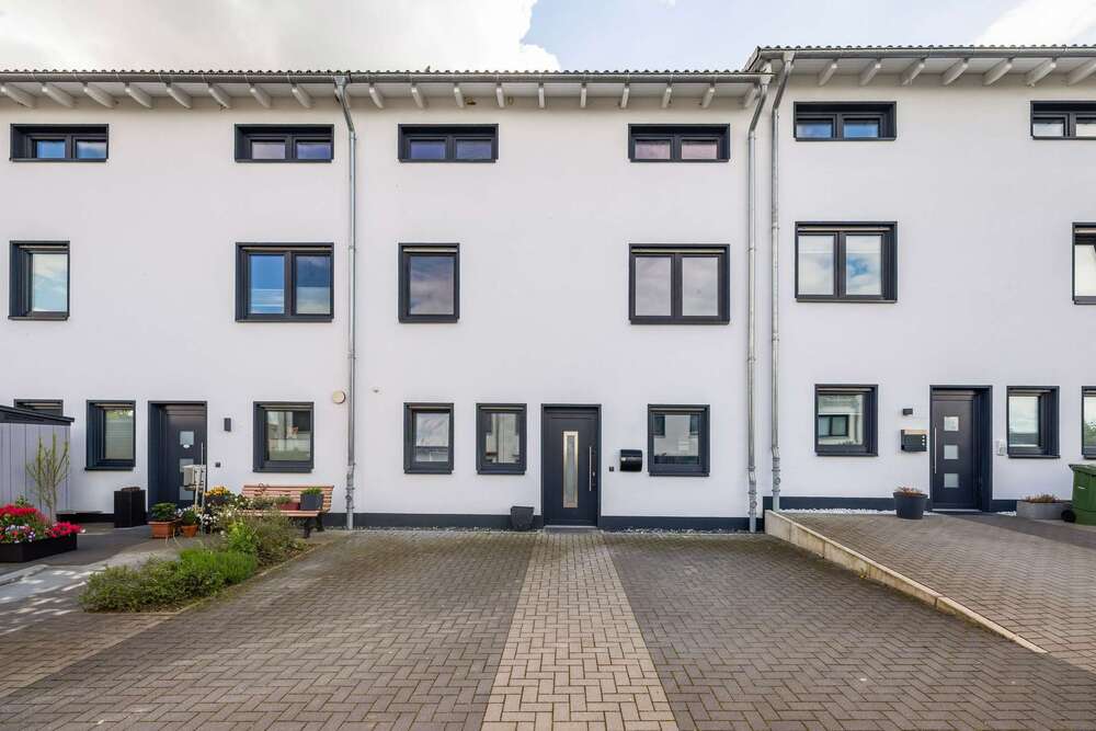 Thumbnail-Haus zum Kaufen in Hildesheim 500.000,00 € 153.34 m²