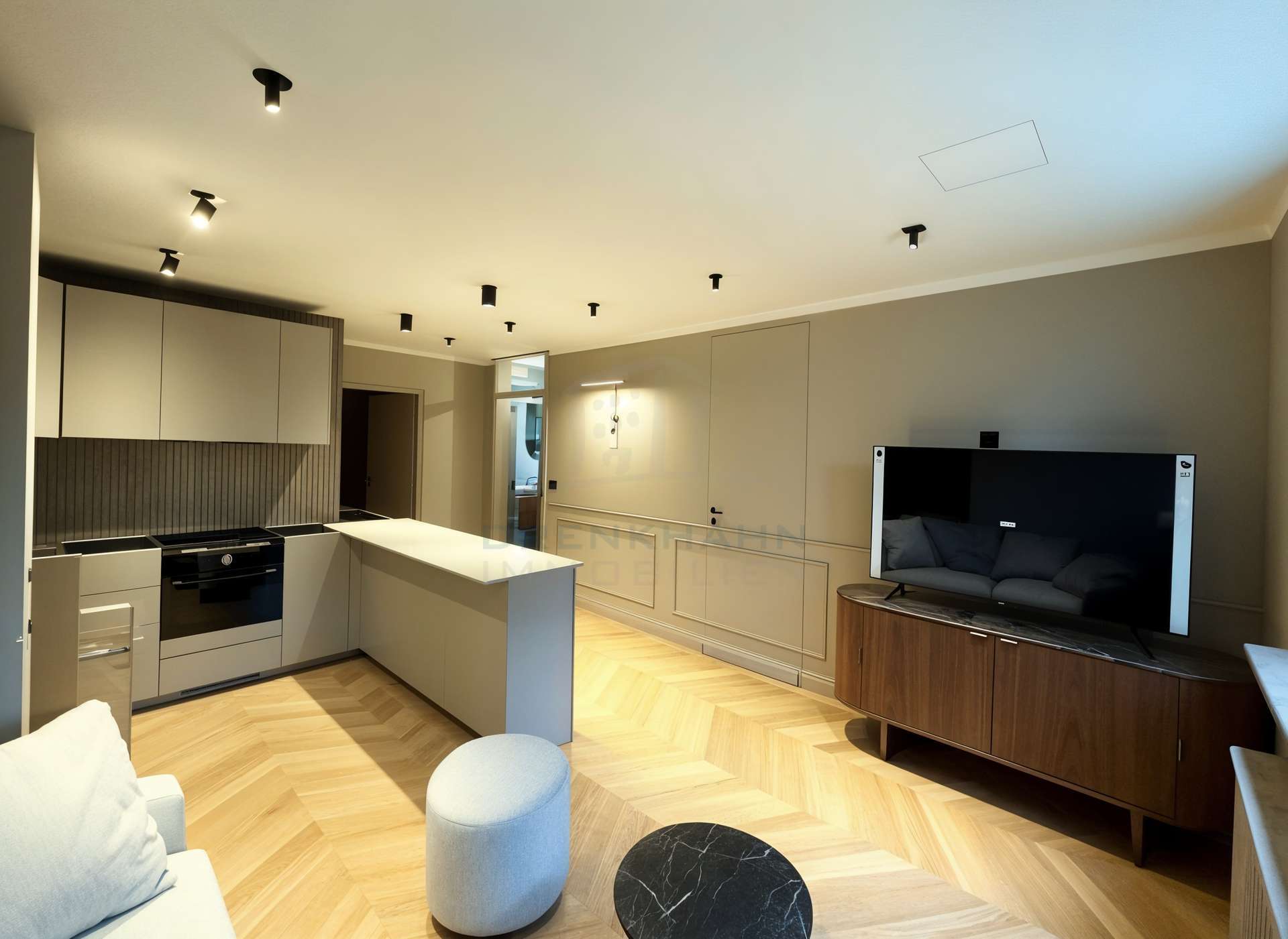 Thumbnail-Wohnung zum Mieten in München 2.499,00 € 44.28 m²