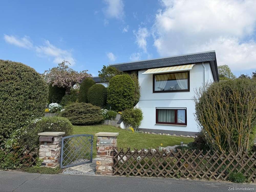 Thumbnail-Haus zum Kaufen in Geisenheim Johannisberg 698.000,00 € 208 m²