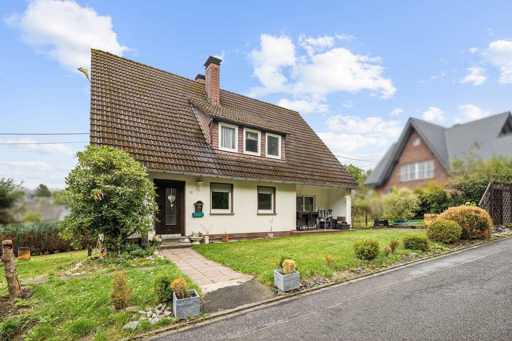 Thumbnail-Haus zum Kaufen in Wilnsdorf 249.000,00 € 169 m²