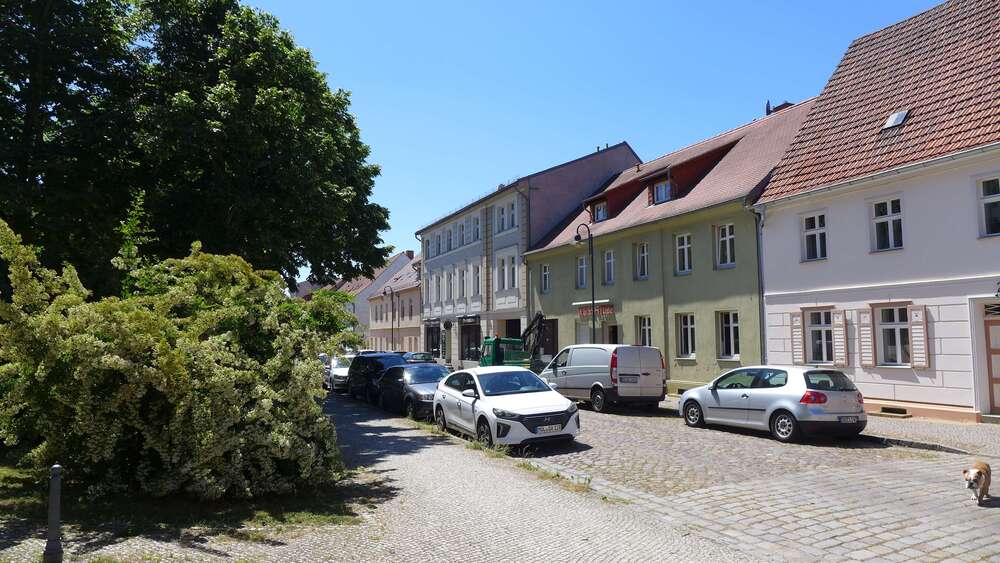 Thumbnail-Wohnung zum Mieten in Altlandsberg 1.300,00 € 100 m²