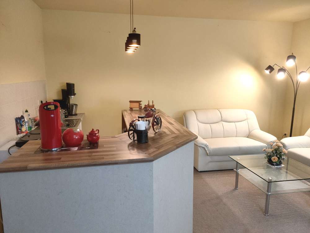 Thumbnail-Wohnung zum Kaufen in Zwenkau 140.000,00 € 63 m²