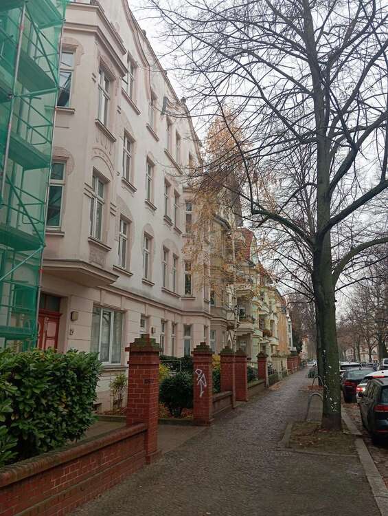 Thumbnail-Wohnung zum Kaufen in Magdeburg 75.000,00 € 56 m²