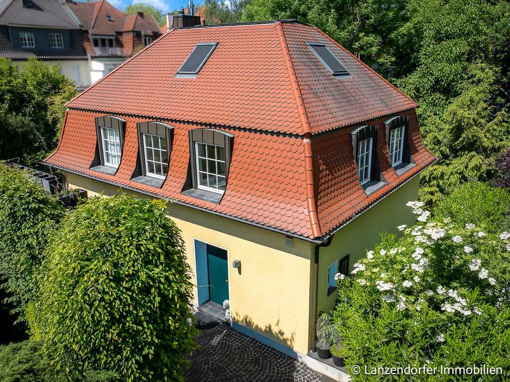 Thumbnail-Haus zum Kaufen in Bonn 1.390.000,00 € 260 m²