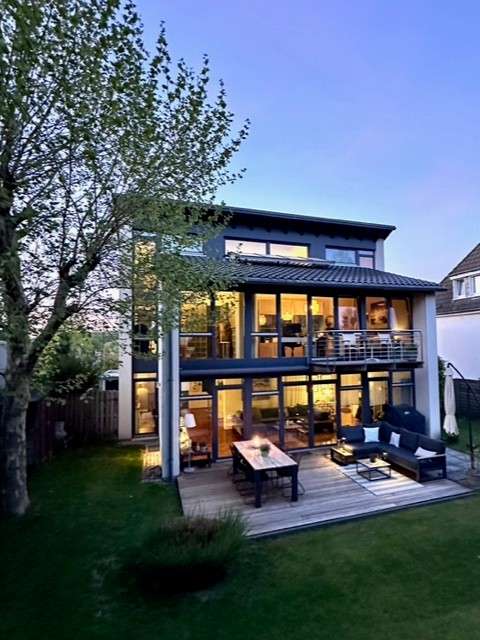 Thumbnail-Haus zum Kaufen in Velbert 790.000,00 € 200 m²